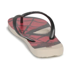 Havaianas Top Marvel Logomania 13 Havaianas Top Marvel Logomania -Passo Libero 23821479 500 E