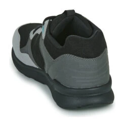 Le Coq Sportif Lcs R500 Sport 13 Le Coq Sportif Lcs R500 Sport -Passo Libero 24186588 500 E